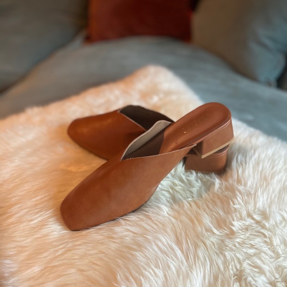 Vintage backless heeled mules in camel - Picture 4 of 5